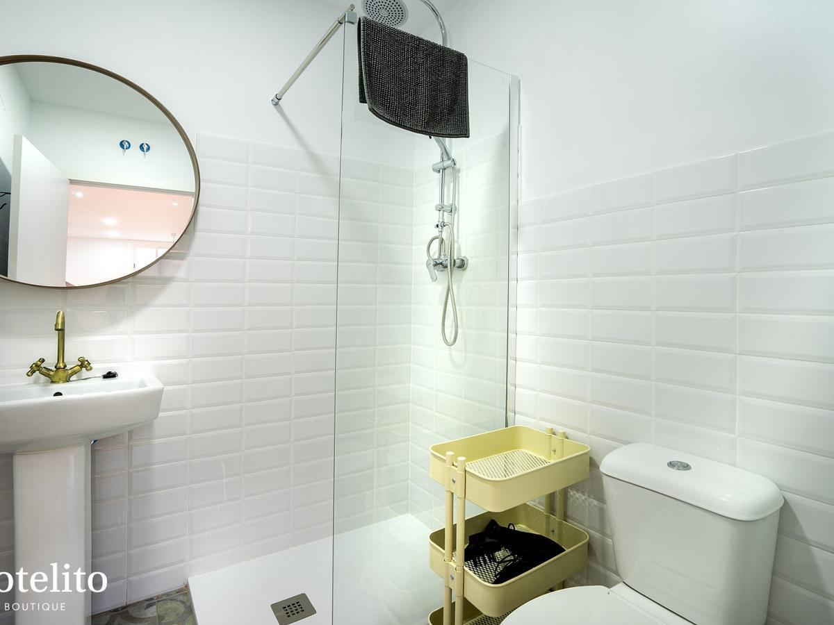 Hotelito Boutique Cinca โอสปิตาเล็ต เดอ โยเบรกัต ภายนอก รูปภาพ
